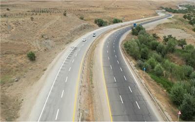 تعمیر و راه اندازی 95 درصد سیستم‌های روشنایی محورهای همدان همزمان با ایام اربعین