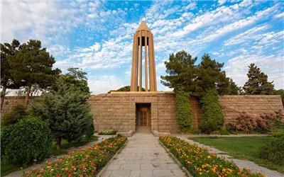 از جشنواره گیاهان دارویی تا نشست محور گردشگری غرب کشور