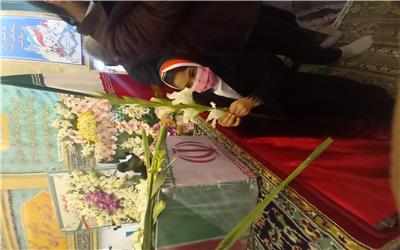 مراسم هفتصدوپنجاه شهید اصناف استان همدان برگزار شد .